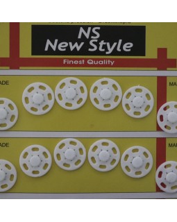 Кнопки для одягу "New  Style" 18 mm (білого кольору), 1 кнопка - 5 грн. Арт 289